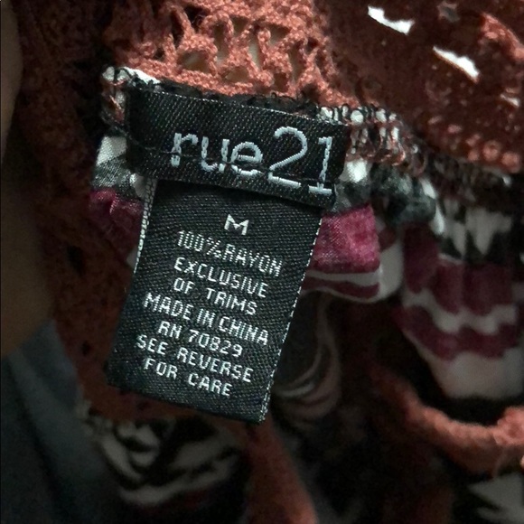 Rue 21 Romper - Picture 2 of 2